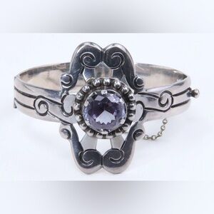 Vintage Ladies Sterling Silver Lab Created Color Change Sapphire Cuff Bracelet